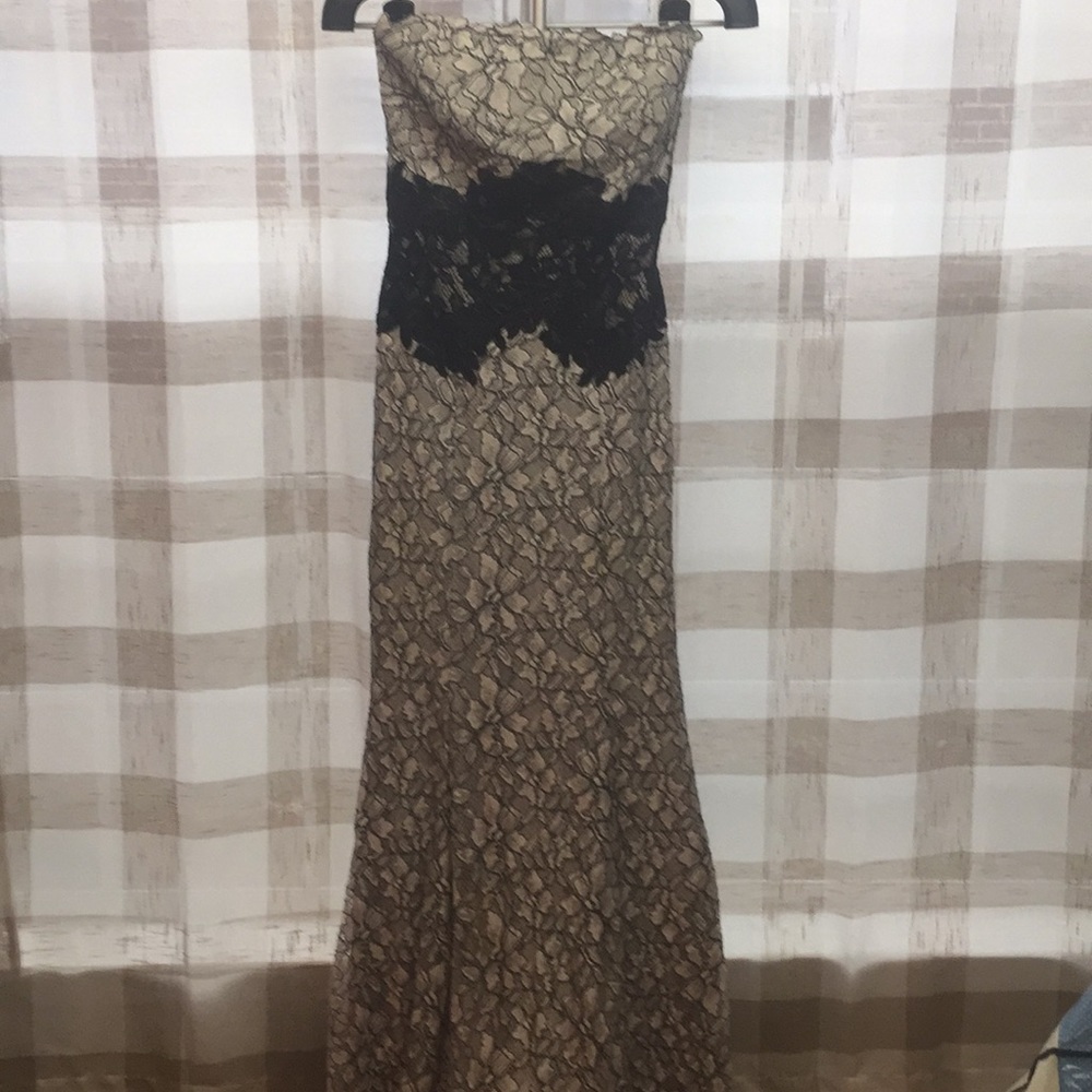 Tadashi Shoji Size 0 Lace Prom Dress